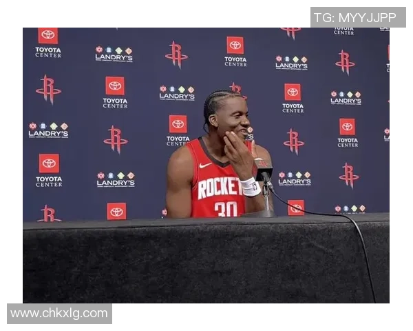 克林特卡佩拉：从默默无闻到NBA篮板王的辉煌之路