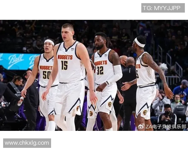 马刺与掘金激战四月二十一季后赛精彩对决回顾与分析